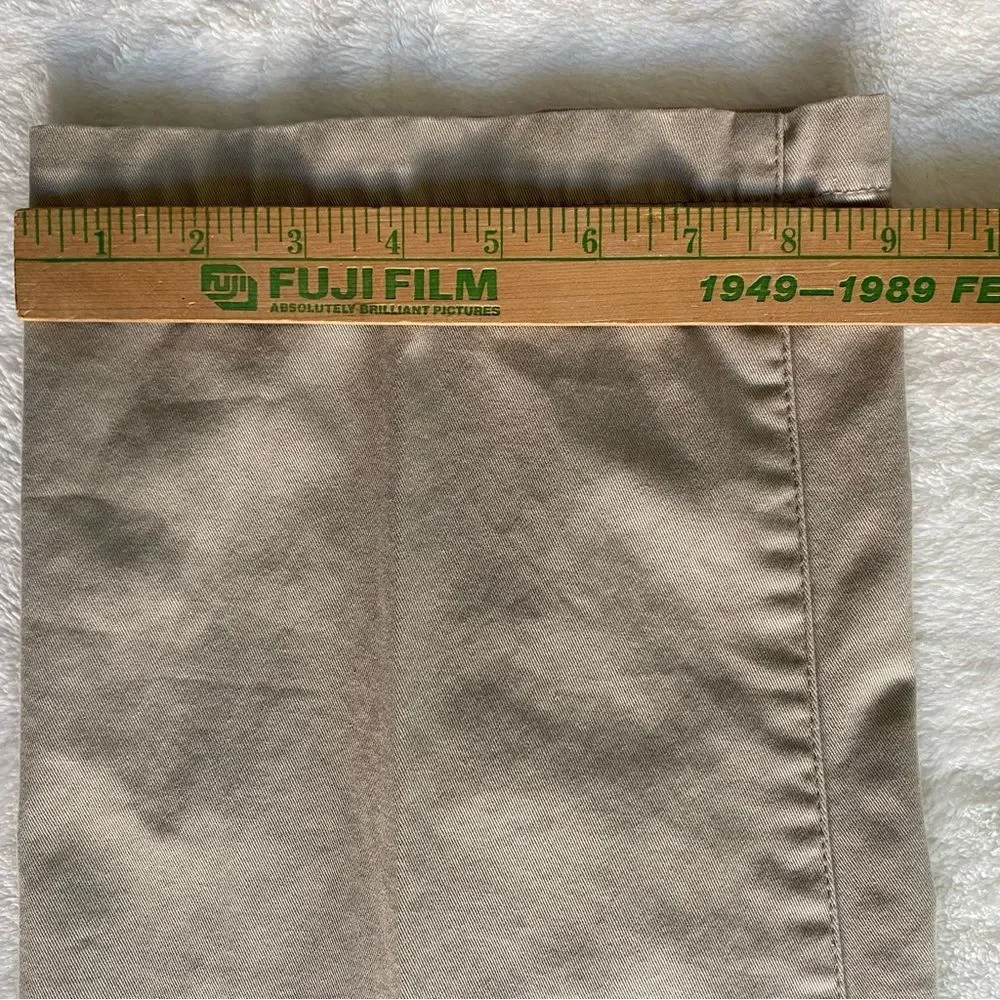 Merona Chino Pants The Ultimate Khaki Tan‎ Size 33x30 Classic Fit 100% Cotton